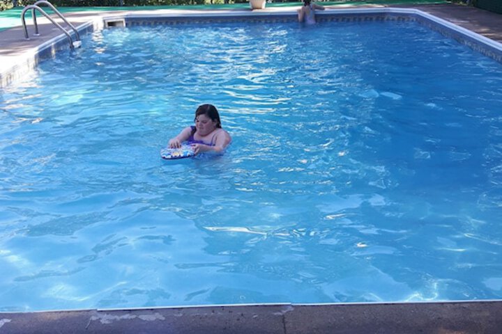 Pool 10 of 83