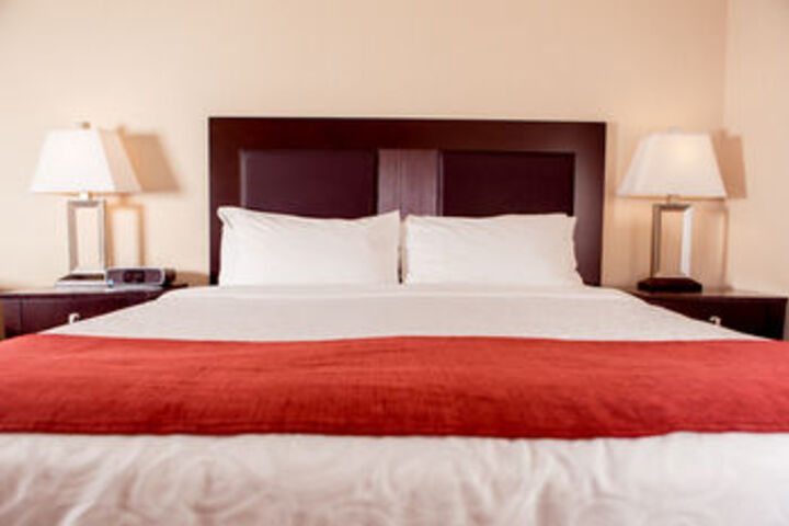 BEST WESTERN PLUS Coquitlam Inn Convention Centre