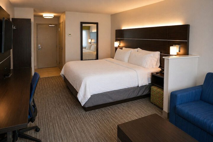 Holiday Inn Express & Suites Hood River by IHG