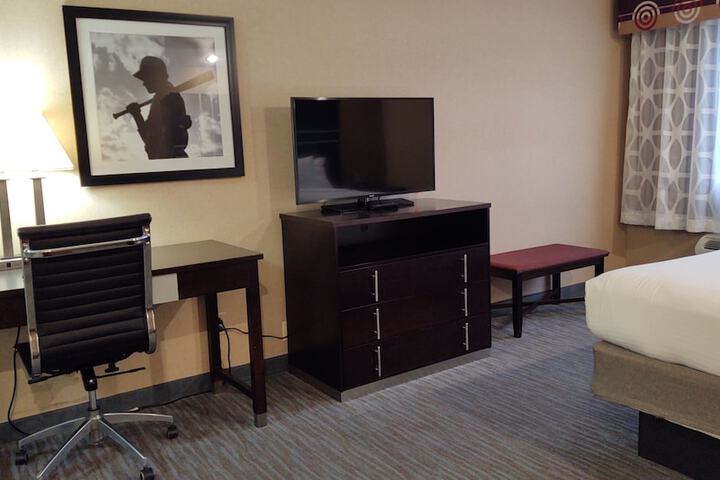 Room 16 of 25