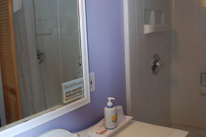 Room 95 of 182