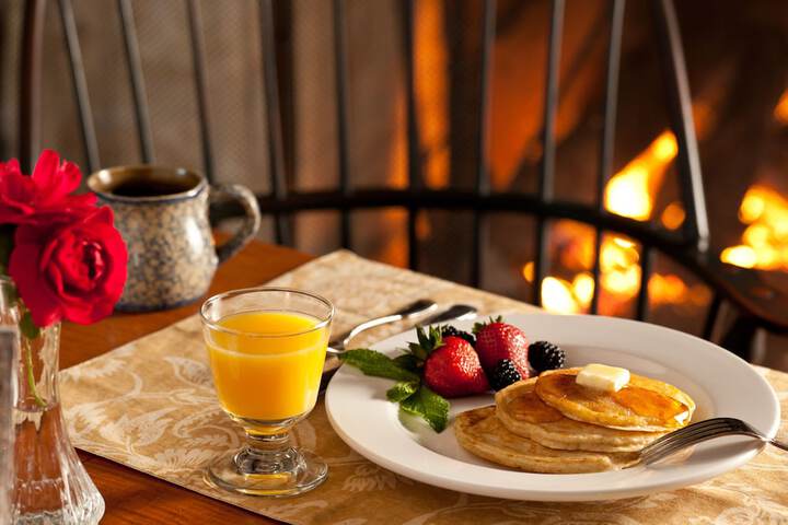 Breakfast/Coffee Service 59 of 65