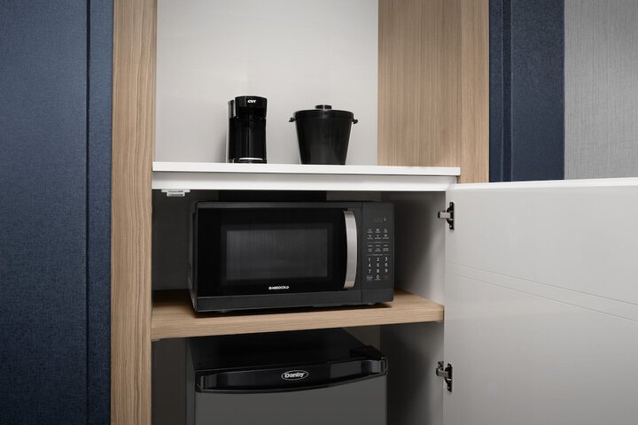 Room 20 of 28