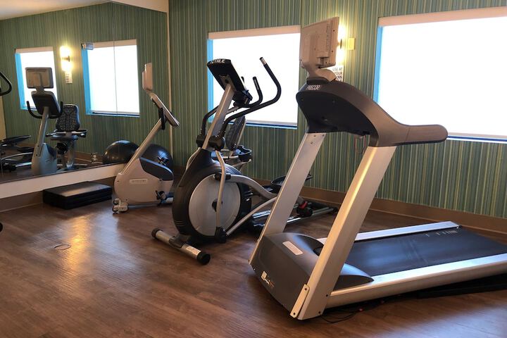 Holiday Inn Express & Suites Franklin KY by IHG