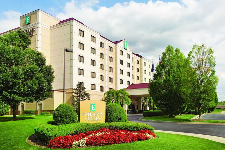 Hotel 2 of 127