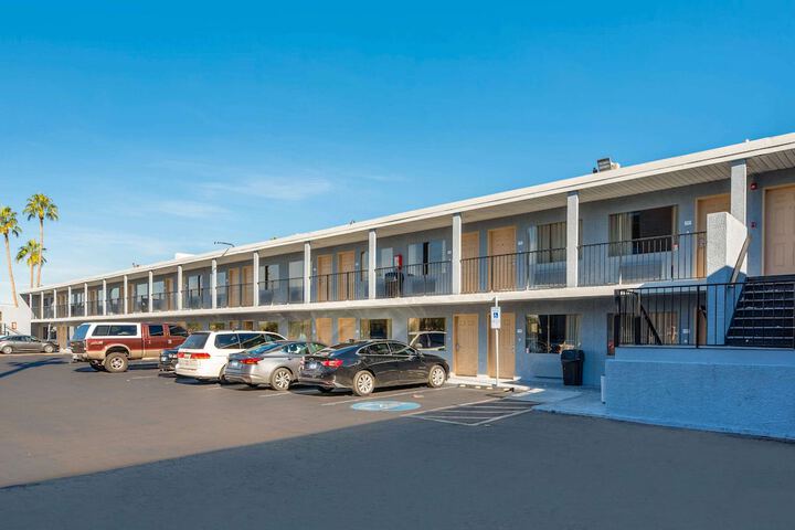 Hotel 4 of 26