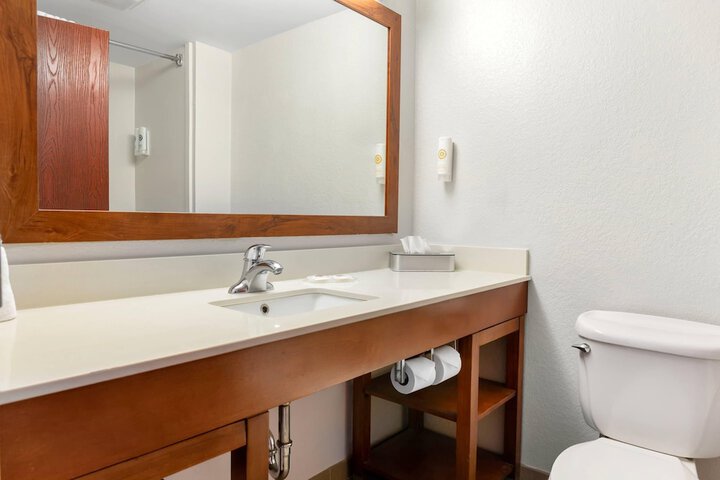Comfort Inn & Suites Orlando North