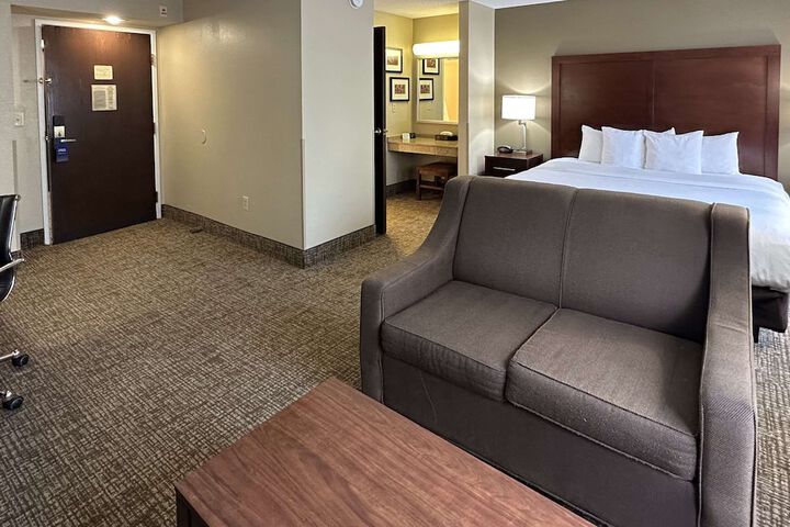 Room 14 of 35