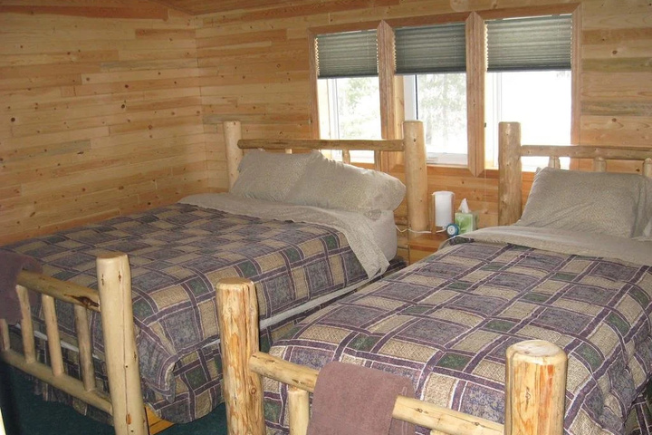 Cougar Mountain Lodge