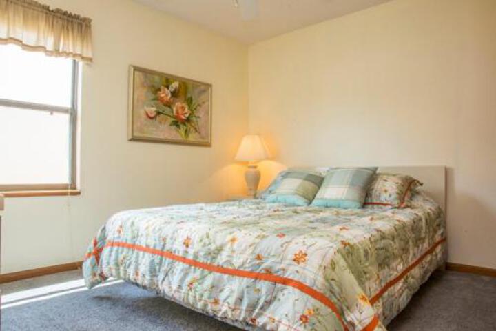3BR Villa Claremont Holiday Home