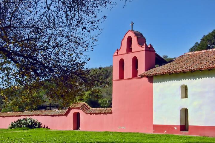 Lotus of Lompoc - a Great Hospitality Inn