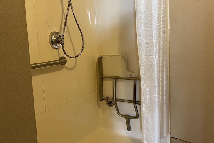 Room 19 of 46
