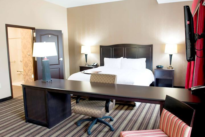 Room 22 of 46