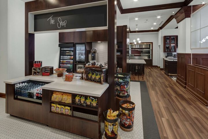 Hilton Garden Inn Milwaukee Downtown