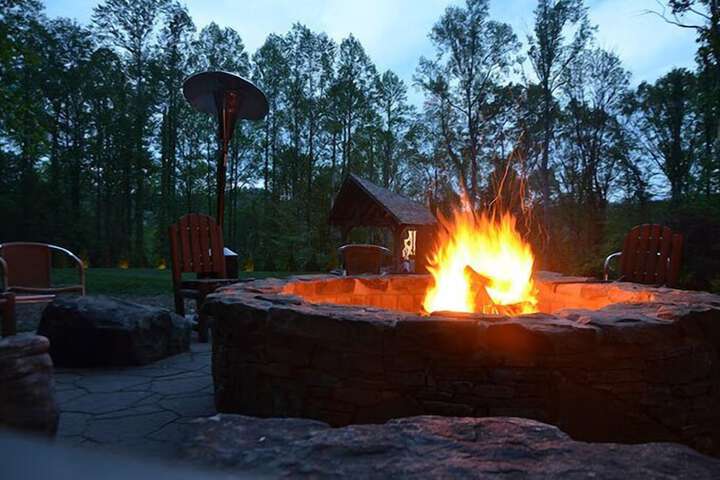 Dancing Bear Lodge