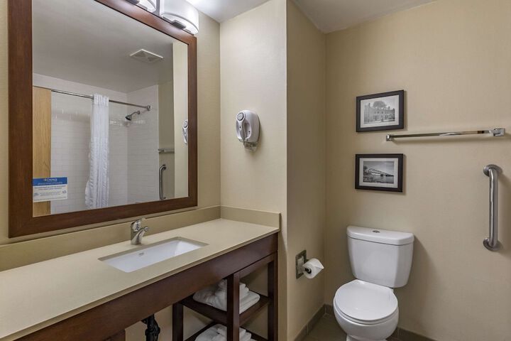 Room 14 of 39