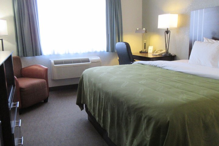 Quality Inn & Suites Pueblo West