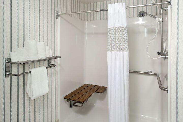 Room 11 of 43