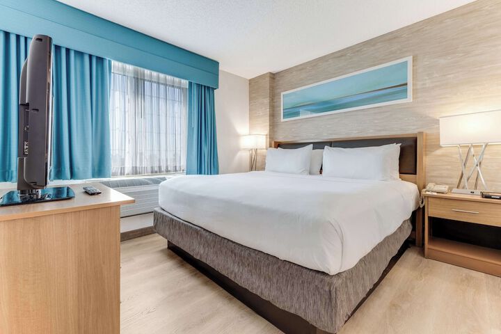 Room 21 of 43