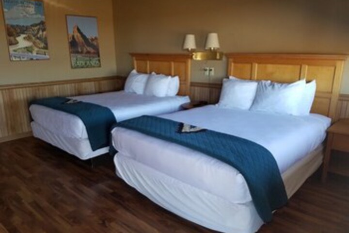 Badlands Inn
