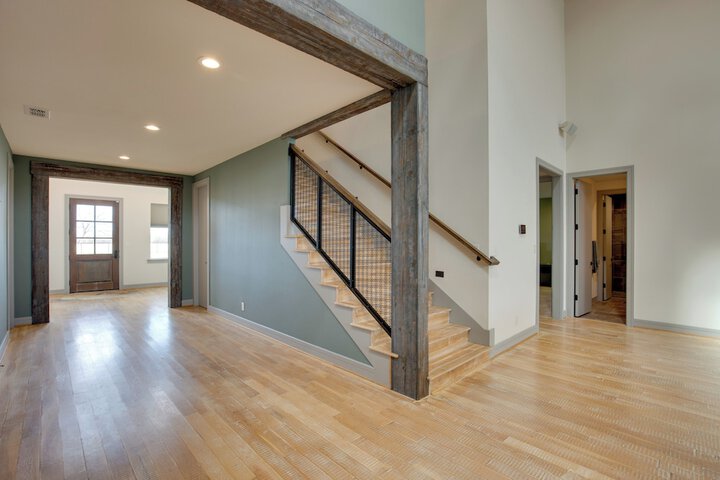 Game Room Fireplaces, On-site Lake! Kaufman Home