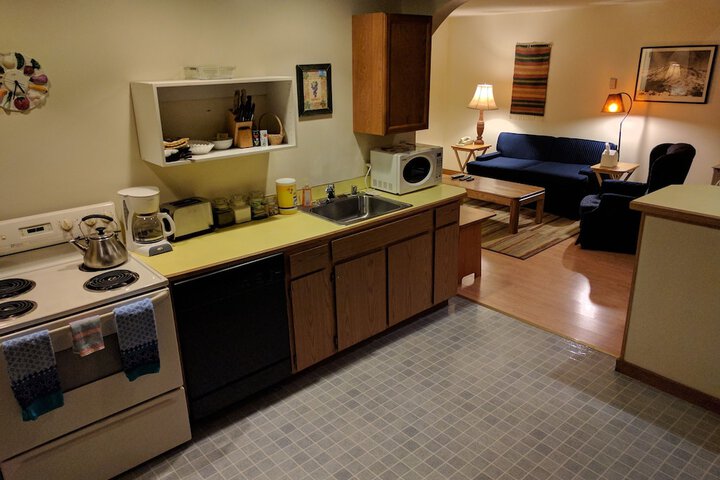 Room 115 of 287