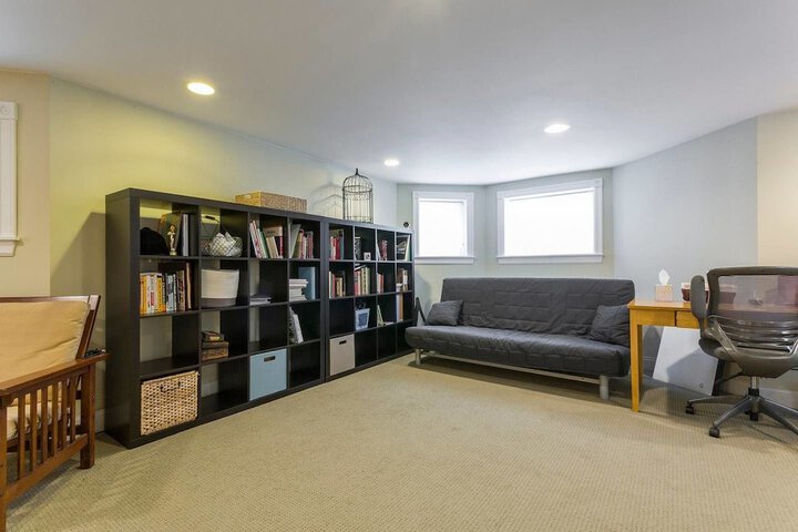 Room 6 of 21