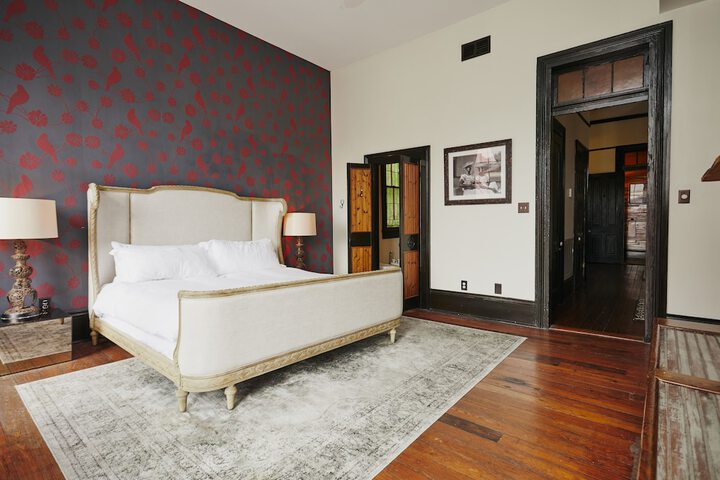 Room 18 of 45