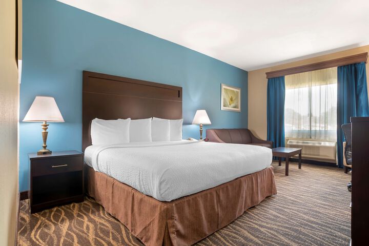 Room 15 of 25