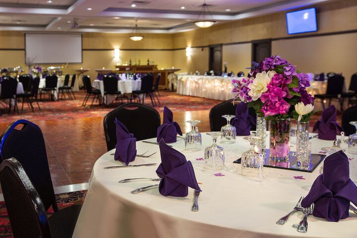 Ballroom/Hall 53 of 59