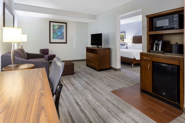 Room 12 of 50