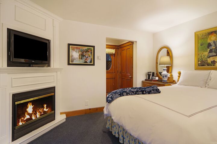 Room 13 of 72