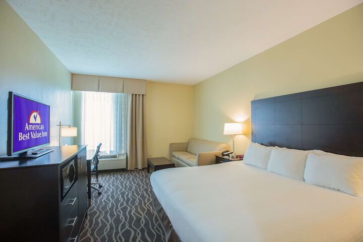Room 7 of 25