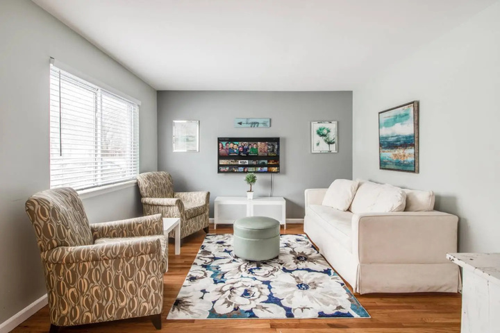 Beautiful Retreat Home Near Auburn Hills Waterford