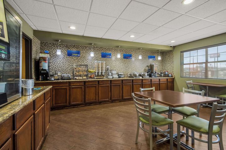 Best Western Temple Inn & Suites