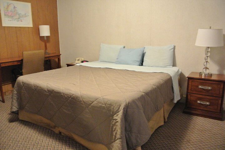 Room 49 of 61