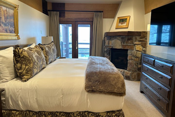 Stein Eriksen Lodge