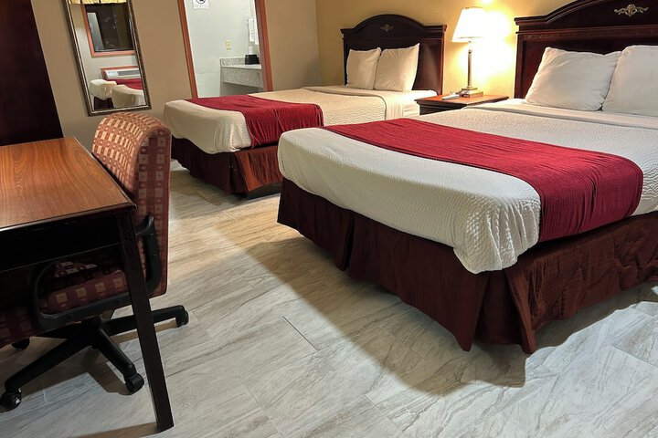 Howards Inn Motel