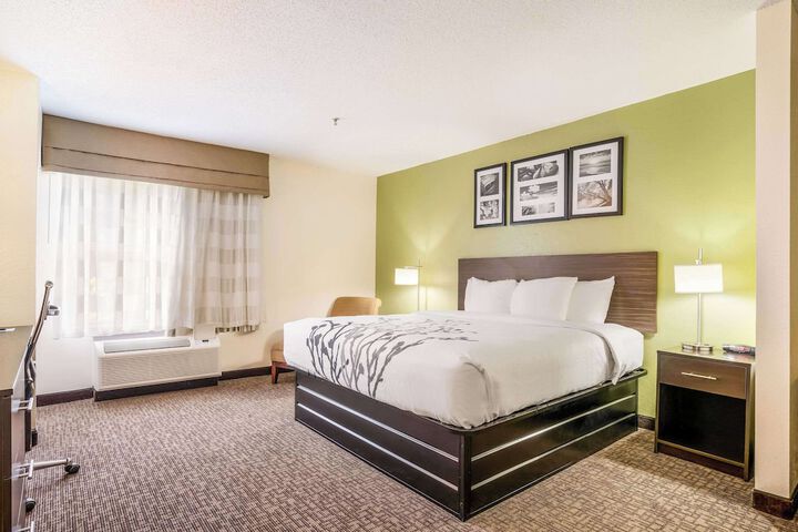 Room 21 of 39