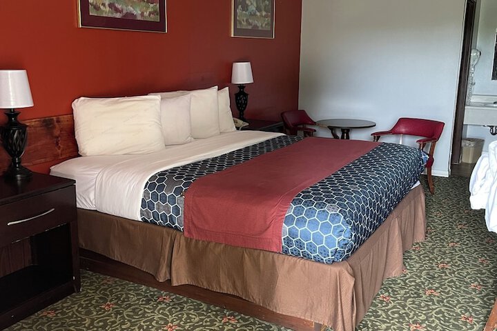 Room 56 of 84