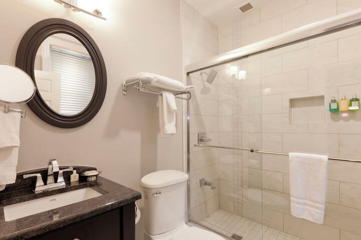 Idlewyld Inn & Spa