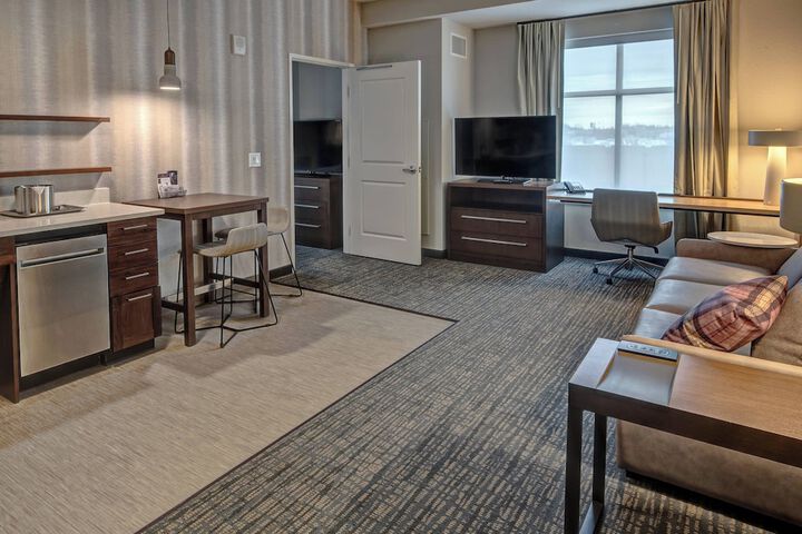 Room 28 of 50