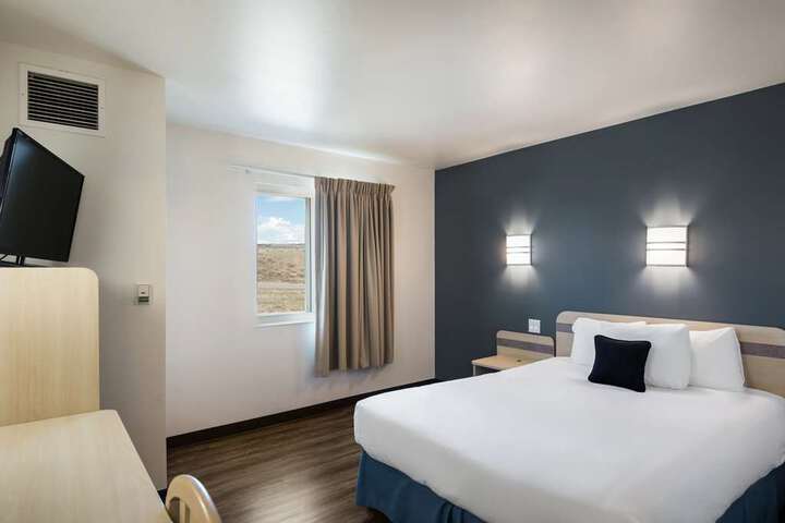 Room 44 of 112