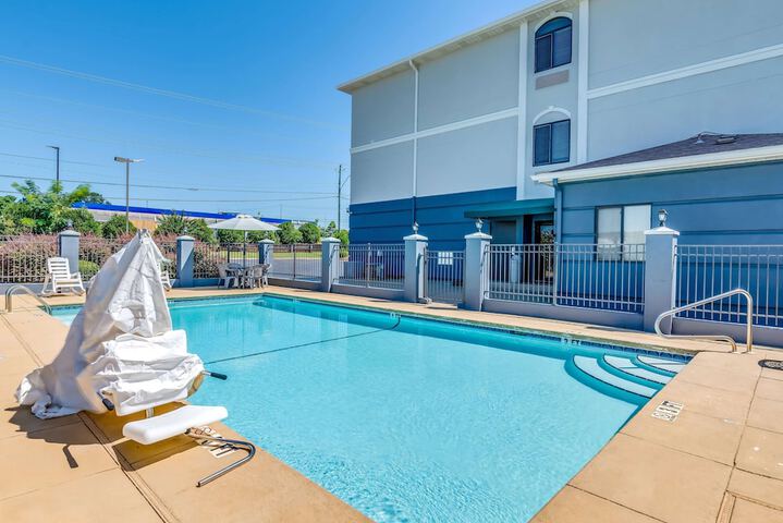 Pool 5 of 36