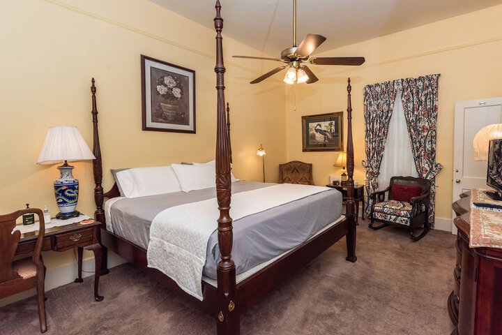 Room 28 of 57