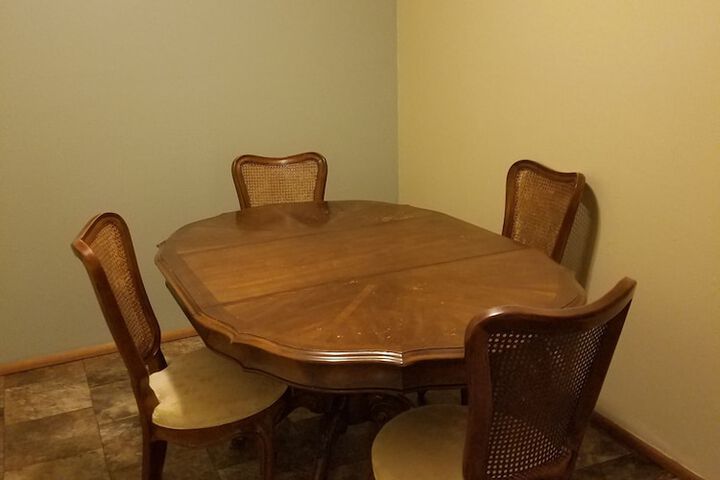 Room 6 of 46