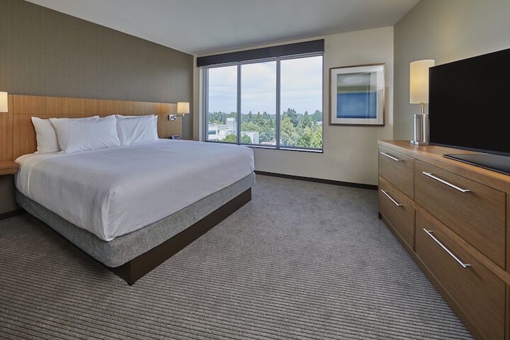 Room 16 of 43