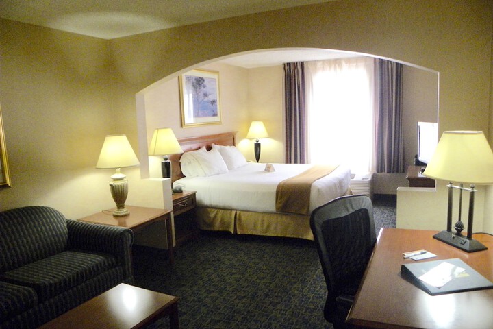 Room 14 of 41