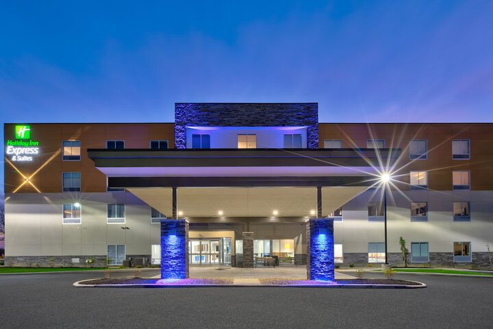Holiday Inn Express & Suites Wooster by IHG