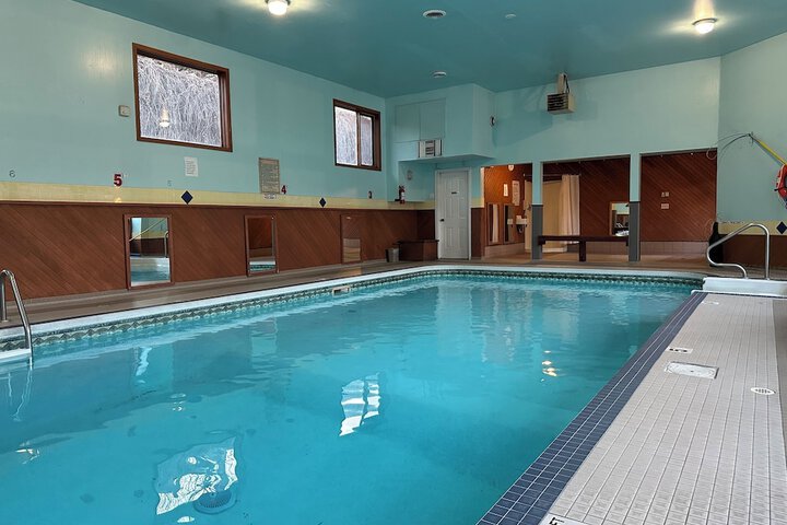 Pool 10 of 56